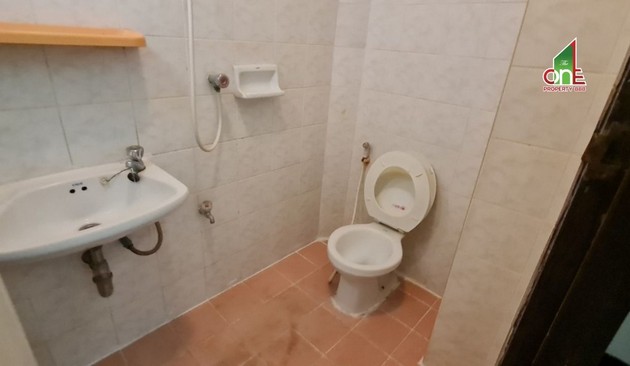 ขายอพาร์ทเม้นท์ 6 ชั้น สะดวกการเดินทาง ทำเลดี ตรงข้าม มหาวิทยาลัยธุรกิจบัณฑิตย์ ถนนประชาชื่น นนทบุรี