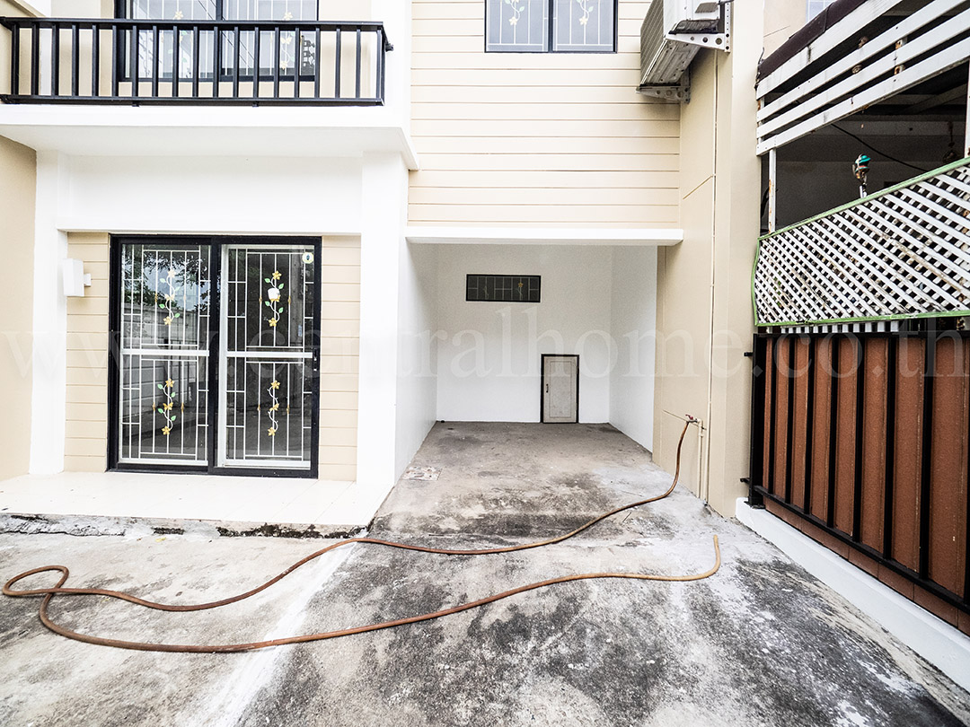 ทาวน์เฮ้าส์ บ้านพฤกษา 66 คลองหลวง ตลาดไท หลังริม