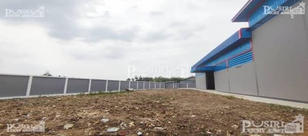 โรงงานใหม่ ย่านท่าเสา 1ไร่ พื้นที่ใช้สอย 784 ตร.ม. พร้อมออฟฟิต 2ชั้น เก็บเยอะ/วางหนักได้พื้นรับ 3ตัน/ตร.ม. + พื้นที่ต่อเติมด้านข้างกว่า 1งาน - kk5541s