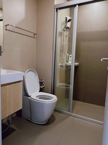 ขาย คอนโดลุมพินี สวีท เพชรบุรี-มักกะสัน สภาพใหม่ ไม่เคยมีคนเข้าอยู่ วิวสวยมาก ( ไม่รับเอเจ้นท์ )