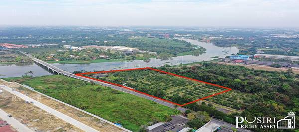 ขายที่สวย ริมแม่น้ำท่าจีน 10ไร่ ชมวิวเต็ม 111เมตร วิวโค้งน้ำ ด้านข้างติดถนน และคลอง เหมาะทำบ้านหรู โครงการ และซื้อทำกำไรใกล้วัดท่าไม้