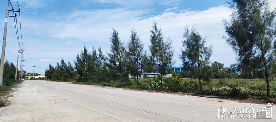 ที่เกือบ 5 ไร่ หน้ากว้าง 148 ม. ถมพร้อมสร้างโรงงาน น้ำไฟครบ เทรลเลอร์ลุยสบาย โซนพันท้าย - พระราม 2 KK5099S