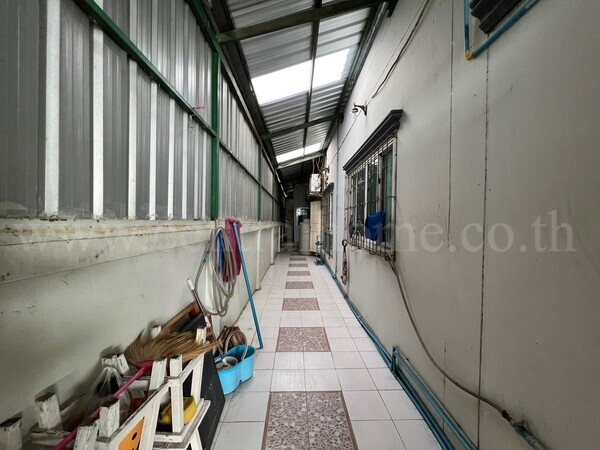 อาคารพาณิชย์ ฐานมั่นคง คลองหลวง ( พร้อมผู้เช่า )