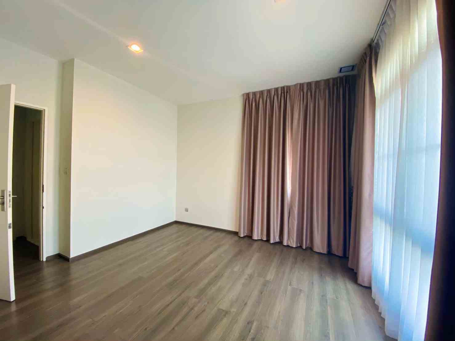 ขายบ้านเดี่ยว หมู่บ้าน มัณฑนา ราชพฤกษ์-สะพานมหาเจษฎาบดินทร์ฯ  อ.เมือง นนทบุรี 