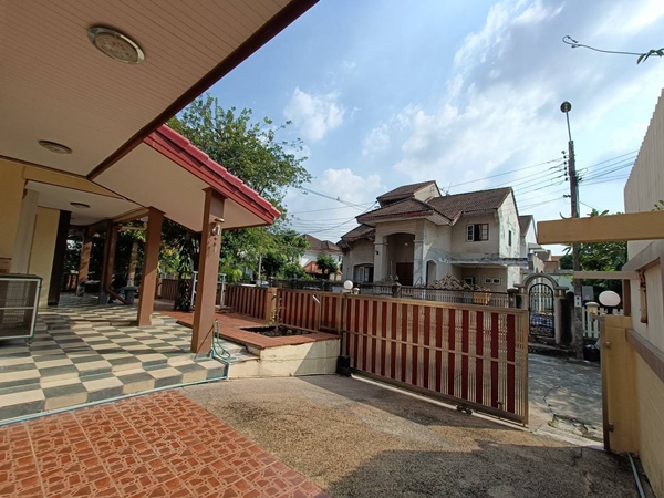 ขาย บ้านเดี่ยว หลังมุม แต่งสวย พร้อมอยู่ โครงการ พรรณิการ์ ถ.บางแวก บางแค พื้นที่ 77 ตรว.