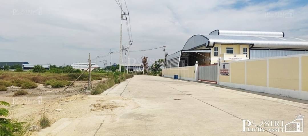 ที่สร้างโรงงาน 3 ไร่เศษ 2 แปลงสุดท้ายของโครงการ เป็นส่วนตัว ถมพร้อมใช้ อยู่พันท้ายใกล้เส้นสาริน  KK3608S