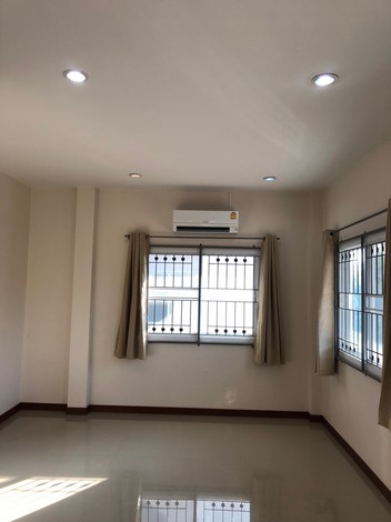 ขายบ้านเดี่ยวหลังใหญ่ บ้านสวย ทำเลดี เหมาะพักอาศัย อ.ปากช่อง จ.นครราชสีมา 