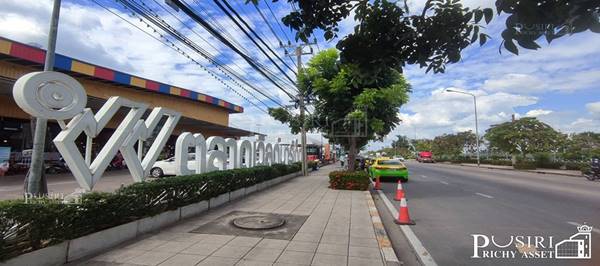ขายที่ 10ไร่เศษ ใกล้ ถ. ตัดใหม่ พรานนก - สาย4 ร่มรื่น ด้านหน้า ติดคลองกว้างๆรับลมตลอดปี รถยนต์เข้าออกสบาย เพียง 1.7 กม. ถ. สาย 4 KK4330S