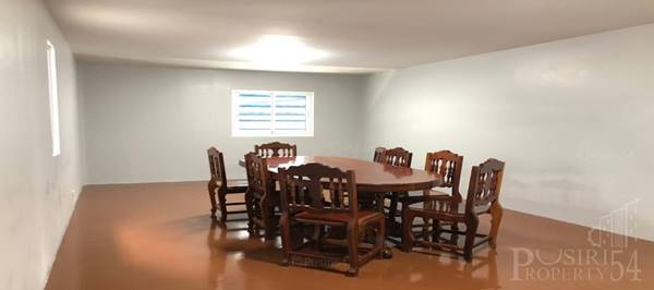 ให้เช่า โกดังใหม่ 1,900 ตร.ม. พื้นที่ใช้สอย เยอะจุใจ พร้อมออฟฟิศ + ห้องนอน ใกล้ พระราม 2 เพียง 250 ม.