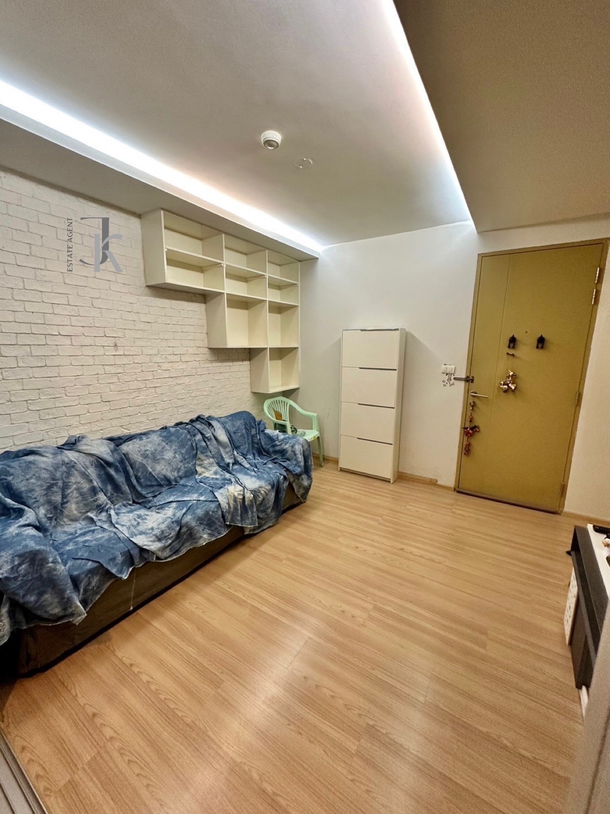 ขายคอนโด เดอะ คลาสซี่ รัชดาภิเษก 19 (The Classy Ratchadaphisek 19) 35.67ตรม 1ห้องนอน