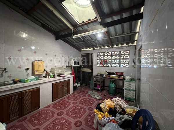 ทาวน์เฮ้าส์ ปิ่นเจริญ 3 สรงประภา ดอนเมือง