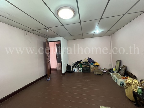 ทาวน์เฮ้าส์ ปิ่นเจริญ 3 สรงประภา ดอนเมือง