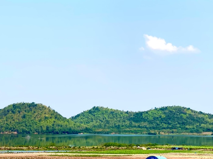 ขาย ที่ดิน อำเภอหนองปรือ จังหวัดกาญจนบุรี เนื้อที่ 374 ไร่ ใกล้ อ่างเก็บน้ำห้วยกระพร้อย