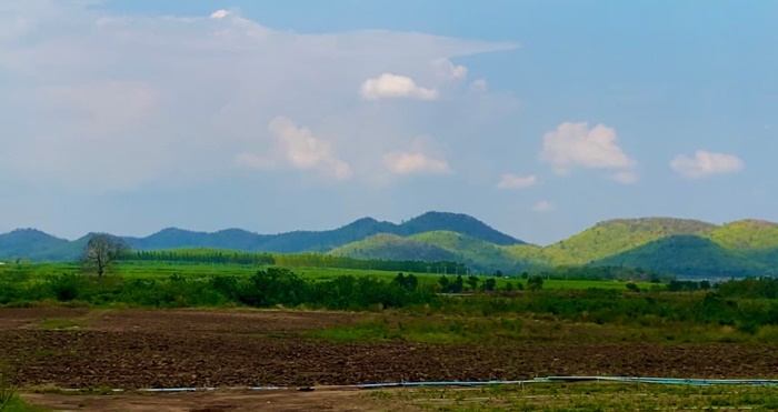 ขาย ที่ดิน อำเภอหนองปรือ จังหวัดกาญจนบุรี เนื้อที่ 374 ไร่ ใกล้ อ่างเก็บน้ำห้วยกระพร้อย