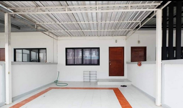 บ้านให้เช่าบ้านทาวน์โฮม 2 ชั้น โครงการมายโอโซน บ้านฉาง ติดถนนหลัก เป็นทางลงหาดพยูน