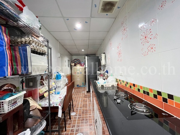 ทาวน์เฮ้าส์ หมู่บ้าน พฤกษา 60 บางพูน ปทุมธานี หลังมุม