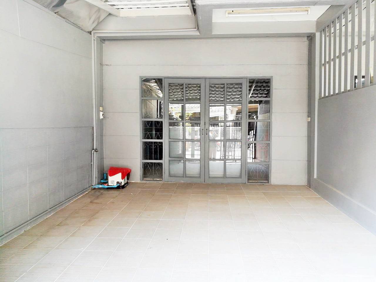 ขายทาวน์เฮ้าส์ 2 ชั้น 2 ห้องนอน ซอยสุขุมวิท 93 ใกล้ BTS บางจาก