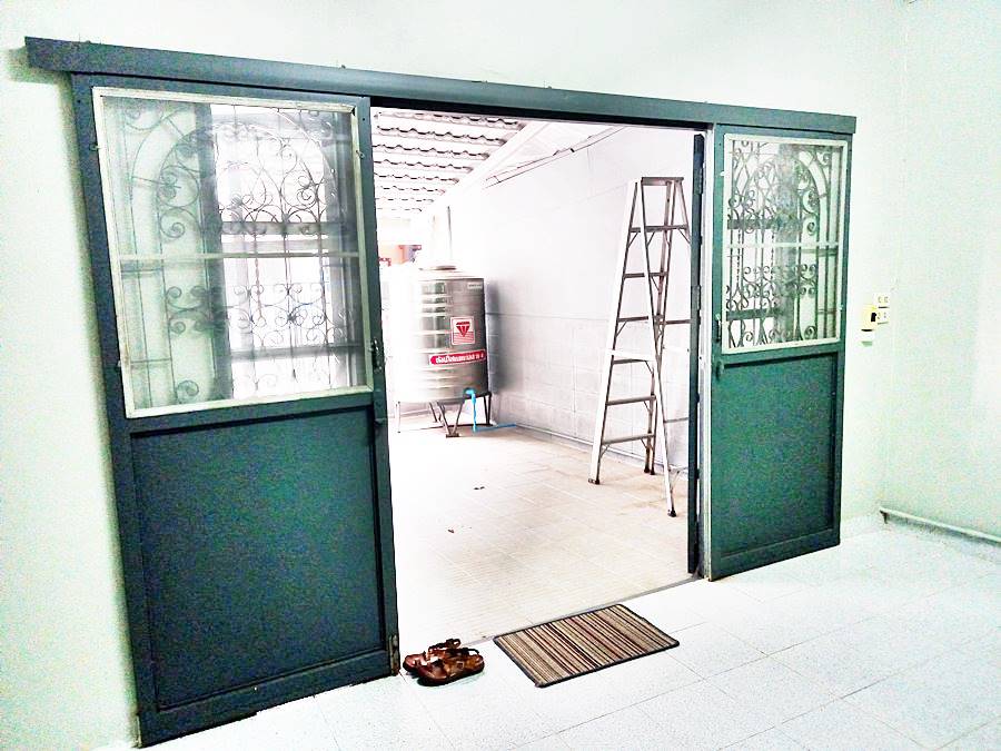 ขายทาวน์เฮ้าส์ 2 ชั้น 2 ห้องนอน ซอยสุขุมวิท 93 ใกล้ BTS บางจาก