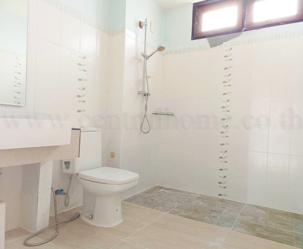 อาคารพาณิชย์ 3 ชั้น ตรงข้าม สน.ภาษีเจริญ