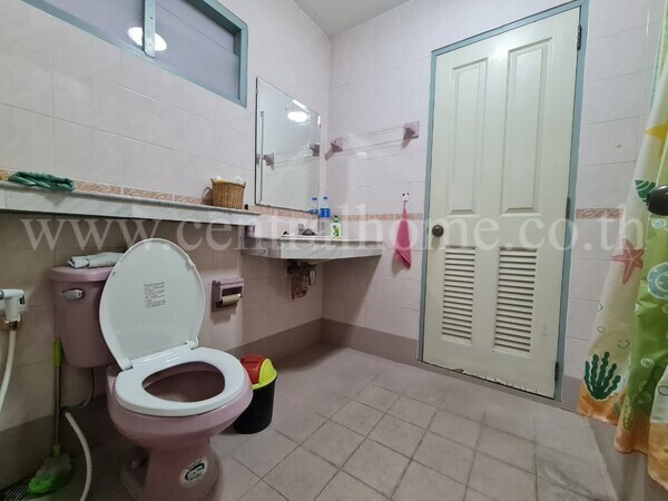 ทาวน์โฮม 3 ชั้น คริสตัล ไทรม้า - รัตนาธิเบศร์ พร้อมอยู่