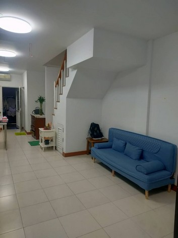 ขายบ้านทาวน์โฮม 3 ชั้น หมู่บ้าน คาซ่า ซิตี้ สุคนธสวัสดิ์ 2 ตรงข้าง โรงเรียนโชคชัยครูเกียว ข.ลาดพร้าว 