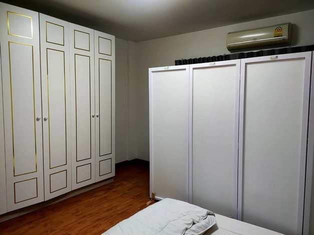 ขายบ้านทาวน์โฮม 3 ชั้น หมู่บ้าน คาซ่า ซิตี้ สุคนธสวัสดิ์ 2 ตรงข้าง โรงเรียนโชคชัยครูเกียว ข.ลาดพร้าว 
