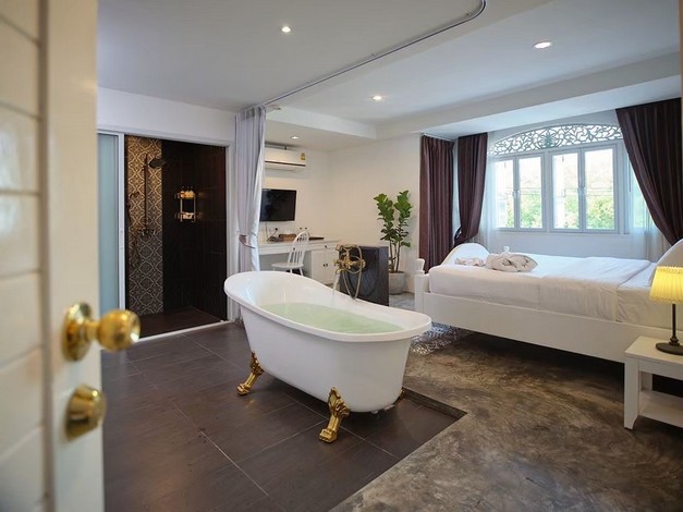 ขายที่ดินพร้อมโรงแรม ใจกลางเมืองเชียงใหม่ จ.เชียงใหม่