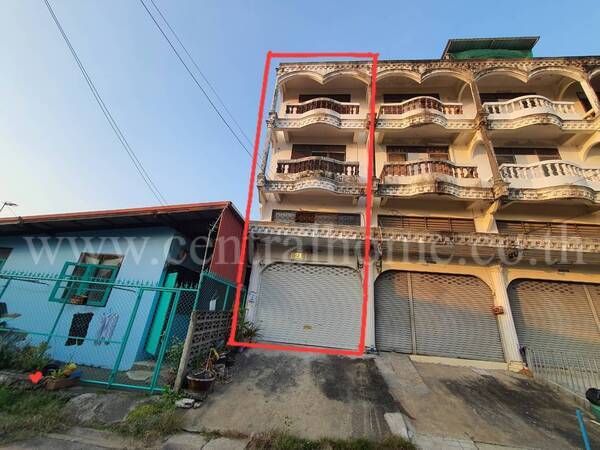 อาคารพณิชย์ 3.5 ชั้น พร้อมอยู่ สภาพสวย