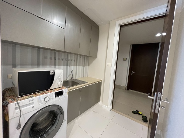ให้เช่าคอนโด จามจุรี แสควร์ เรสซิเด้นท์ 2ห้องนอน 100 sqm. ชั้น9 ห้องมุม ติด ม.จุฬาฯ โทร 0835533636