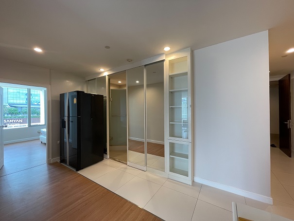 ให้เช่าคอนโด จามจุรี แสควร์ เรสซิเด้นท์ 2ห้องนอน 100 sqm. ชั้น9 ห้องมุม ติด ม.จุฬาฯ โทร 0835533636