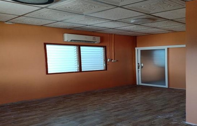 ให้เช่าทาวน์เฮ้าส์ 2 ชั้น พร้อมเข้าอยู่ เดินทางง่าย สาธุประดิษฐ์ 20 พระราม 3