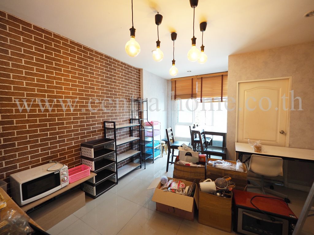 อาคารพาณิชย์ 2 คูหา ถนน ประดิษฐ์สโมสร เทพารักษ์ สมุทรปราการ