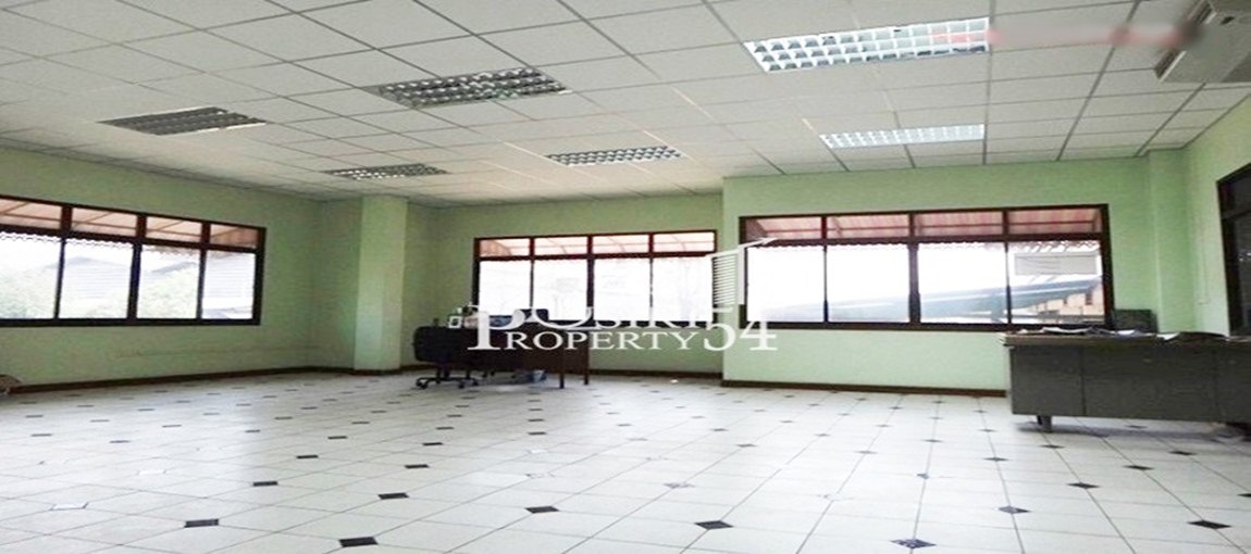 ลดต้นทุนและสร้างรายได้อย่างถูกกฎหมาย โรงงาน 2 ไร่ ในราคาโปรโมชั่น ให้รถสินค้าเข้าสะดวกขึ้น วางของหนักได้มาก ง่ายต่อการเคลื่อนย้ายเครื่องจักรและสินค้าหนัก ใกล้ถนนเอกชัย  KK1102S