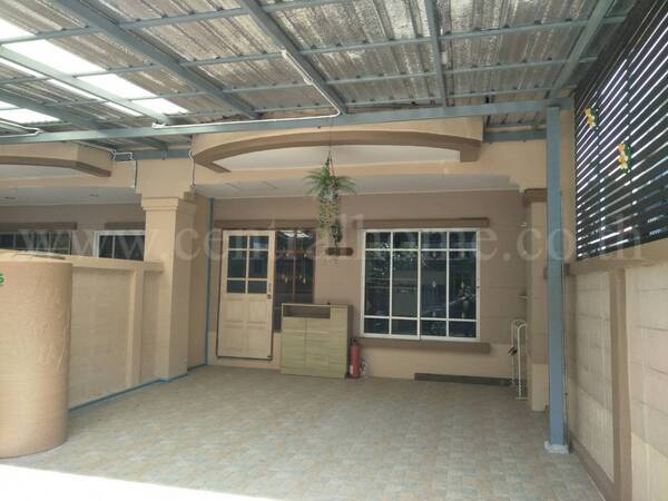 ทาวน์เฮ้าส์ หมู่บ้านอิสรา รัตนาธิเบศร์-ท่าอิฐ