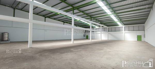 ให้เช่าโกดังใหม่ ติดถนนกาญจนา ราคาถูก ขนาดเริ่ม 411 - 822 ตร.ม. เดินทางสะดวกขนส่งง่าย - kk5092 s