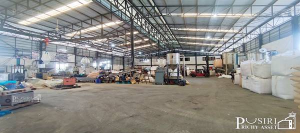 ขาย/เช่าโรงงานเกือบ 22 ไร่ ทำได้หลายประเภทบนพื้นที่สีชมพู พร้อมหอพักคนงาน 74 ห้อง เเละพื้นที่ต่อเติมกว่า 15 ไร่ ใกล้ ถ. เศรษฐกิจเเละพระราม 2 kk5123s