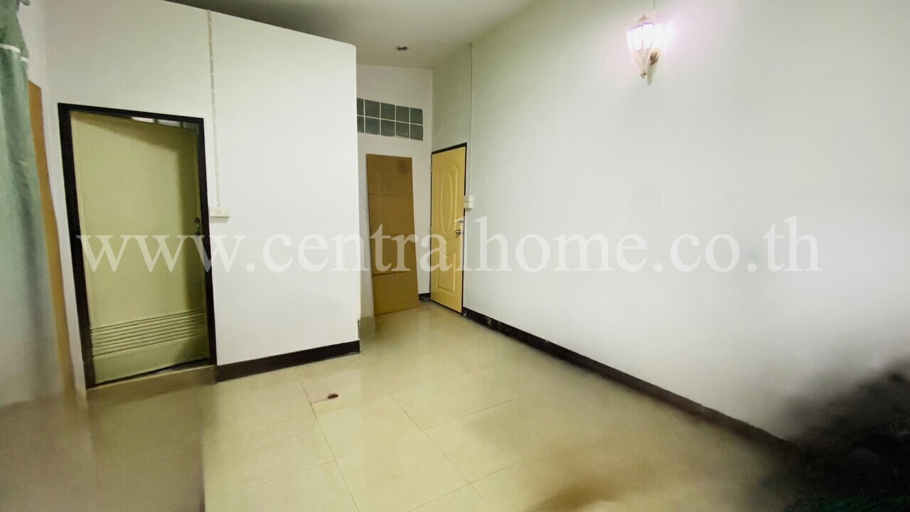 อาคารพาณิชย์ ถนนระนอง 1 เขตดุสิต มีรายได้จากห้องเช่า