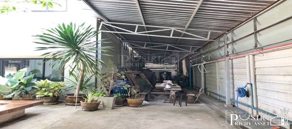 ขายโรงงาน 2ชั้น 361วา สภาพใหม่กิ๊บๆ พื้นที่ใช้สอยเน้นๆ 1,200ตร.ม. สาธารณูปโภคครบจับจ่ายใช้สอยง่าย ใกล้ ถ.เศรษฐกิจ - KK3571S