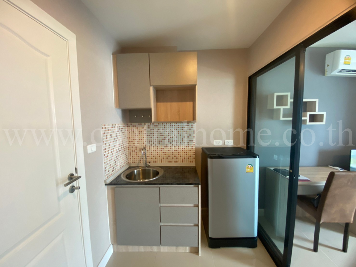 คอนโด คาซ่า ฟรานซ์ เอแบค บางนา ( Condo Casa France ABAC Bangna )