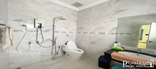 เซฟเวลาไปสร้างเอง กับโรงงานพลาสติกเกือบ 5 ไร่ ใหม่ ตัวโรงงานใหญ่ 6,300 ตร.ม. รับโหลด 5 ตัน ติดถนน 2 ด้าน พร้อมใบ รง.4 หม้อแปลง 500 KVA และบ้านพักคนงาน - KK4081S