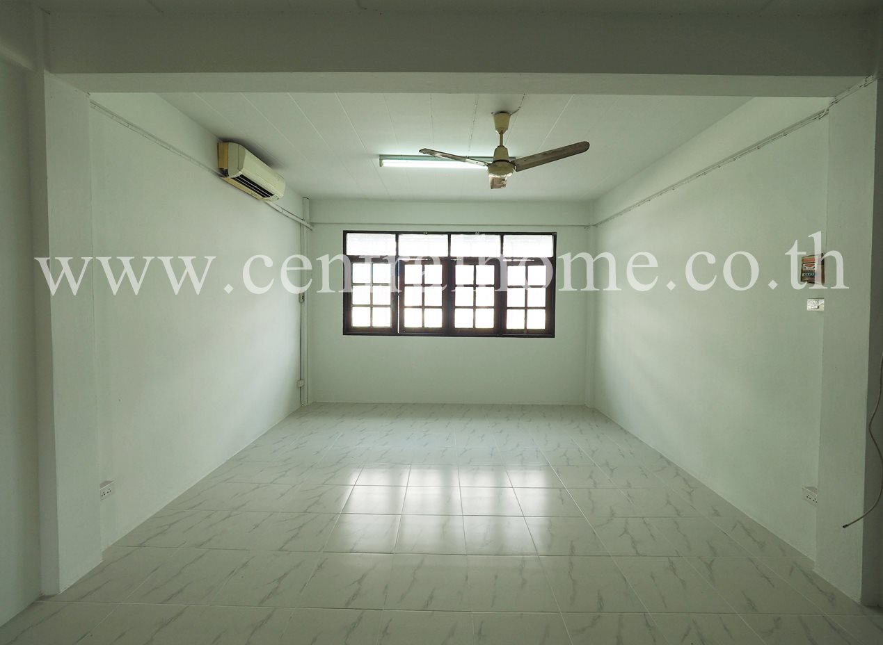 อาคารพาณิชย์ 4 ชั้น ซอยสุขสวัสดิ์ 26 แยก 10-2