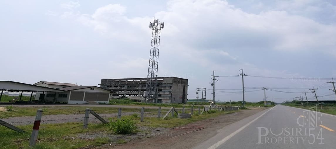 ที่ 7 ไร่เศษ ถมเต็มพร้อมใช้ แถมบ้านพักอาศัย 480 ตร.ม.  ใกล้พระราม 2 ราคาลดพิเศษ  KK3211S