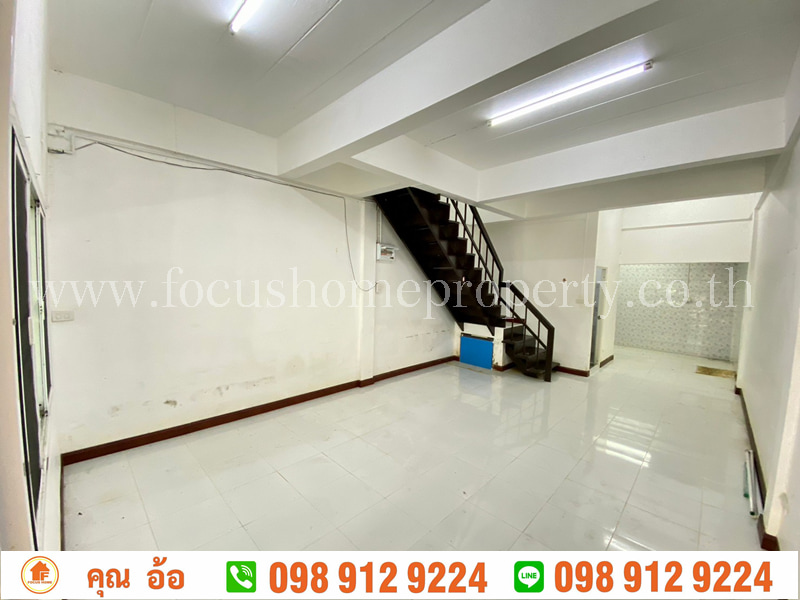 ขาย ทาวน์เฮ้าส์ 16 ตร.วา (ปากเกร็ด-วัดกู้) ถนน สุขาประชาสรรค์ 3 ซอย 4