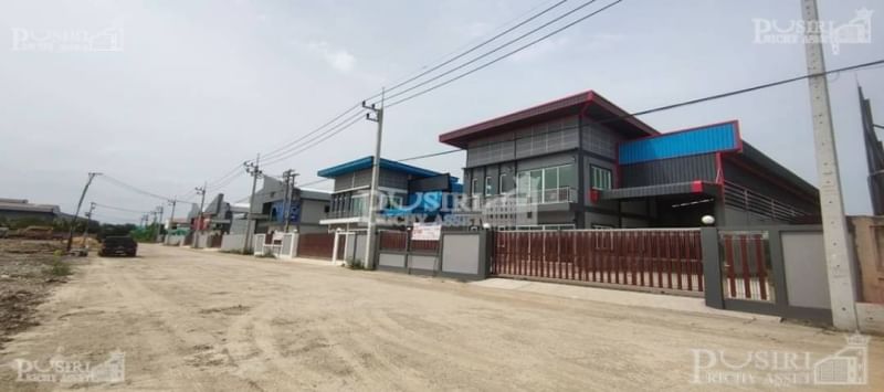 โรงงานโมเดิร์น ขนาดกระทัดรัด 227 วา ราคาพิเศษ เพียง 9.9 ล้าน พร้อมออฟฟิต 2 ชั้น พื้นที่ 554 ใกล้ ถ. เศรษฐกิจ 1  KK4938S