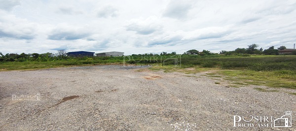 ที่สีม่วง ถมพร้อมใช้ 6 ไร่ สร้างโรงงานใหญ่ได้ทุกประเภท 7,000 ตร.ม. เทรลเลอร์เข้าออกสะดวก ใกล้ ถ . เศรษฐกิจ - พุทธสาคร KK5114S