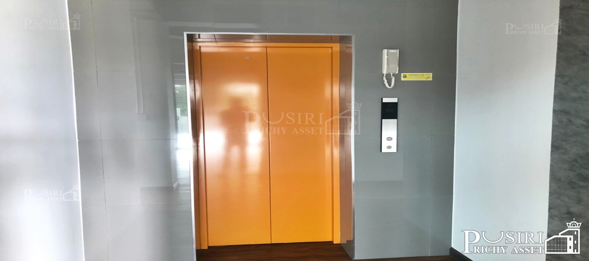 สวย เท่ ดูดี มีสไตล์ 3 ชั้น เนื้อที่ 3 ไร่ ใกล้เส้นกัลปพฤกษ์ตัดใหม่ พร้อมโกดัง  บ้านพัก ที่จอดรถ ถนนบางบอน 5 ซ.7