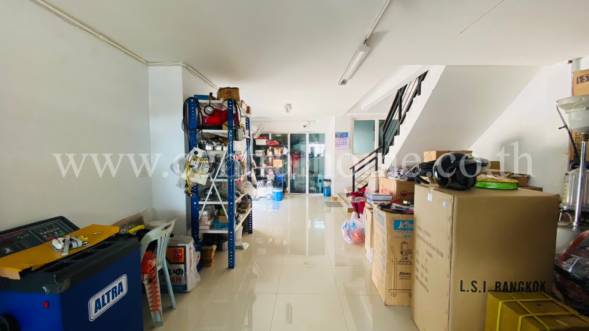 โฮมออฟฟิศ โครงการ C-Biz Home ติดถนนเทิดราชัน ดอนเมือง