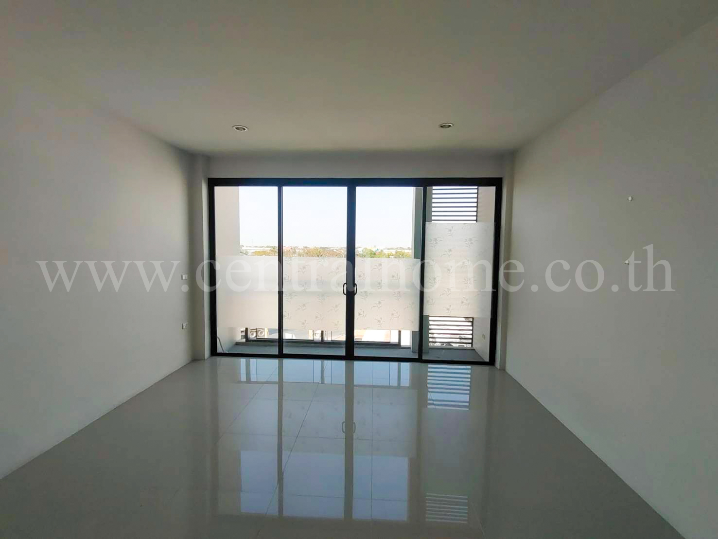 อาคารพาณิชย์ ซอยกรมที่ดิน บางบัวทอง