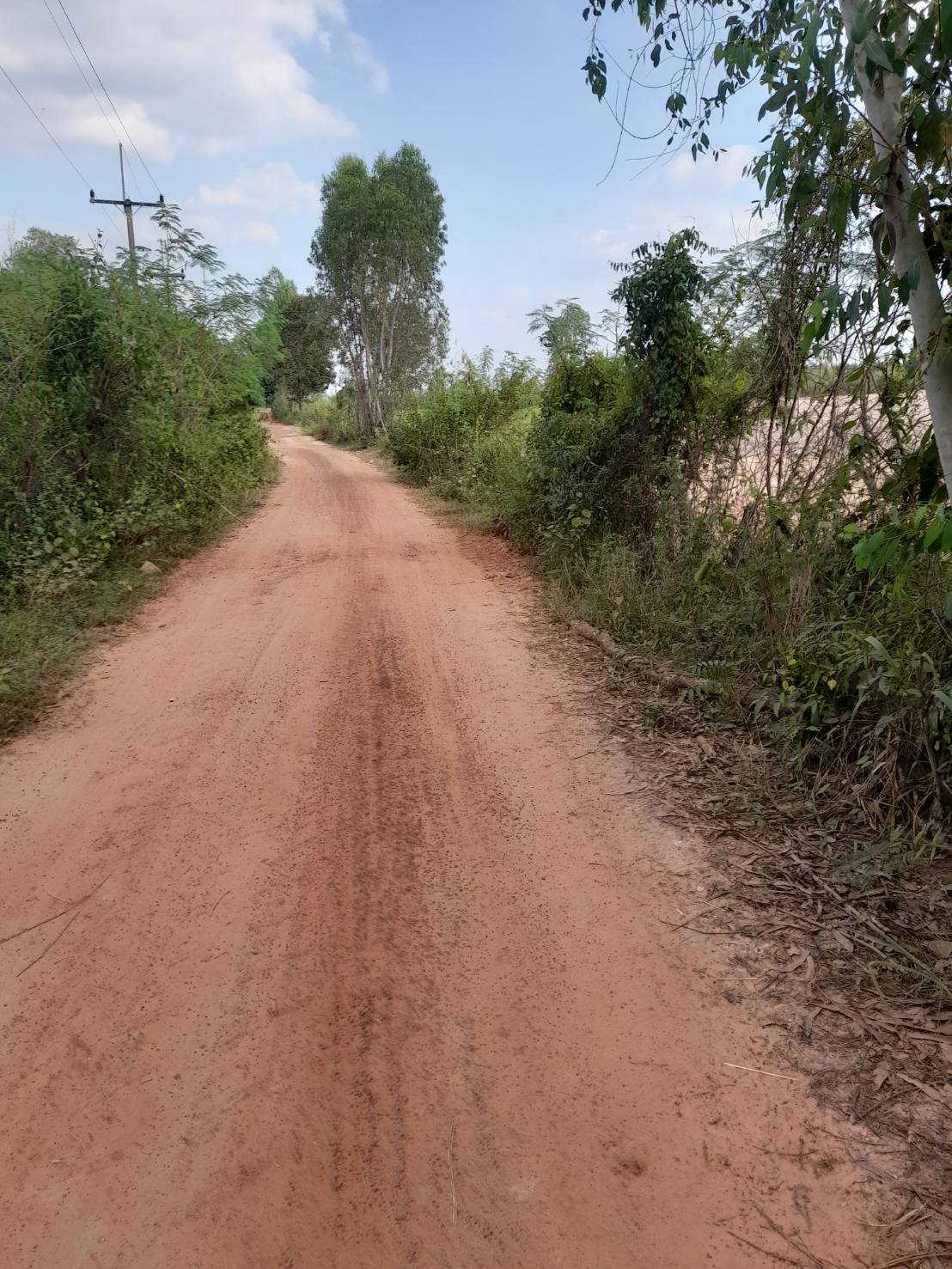 ขายที่ดิน 50-2-73 THB8,362,613 อุ่มจาน ประจักษ์ศิลปาคม อุดรธานี