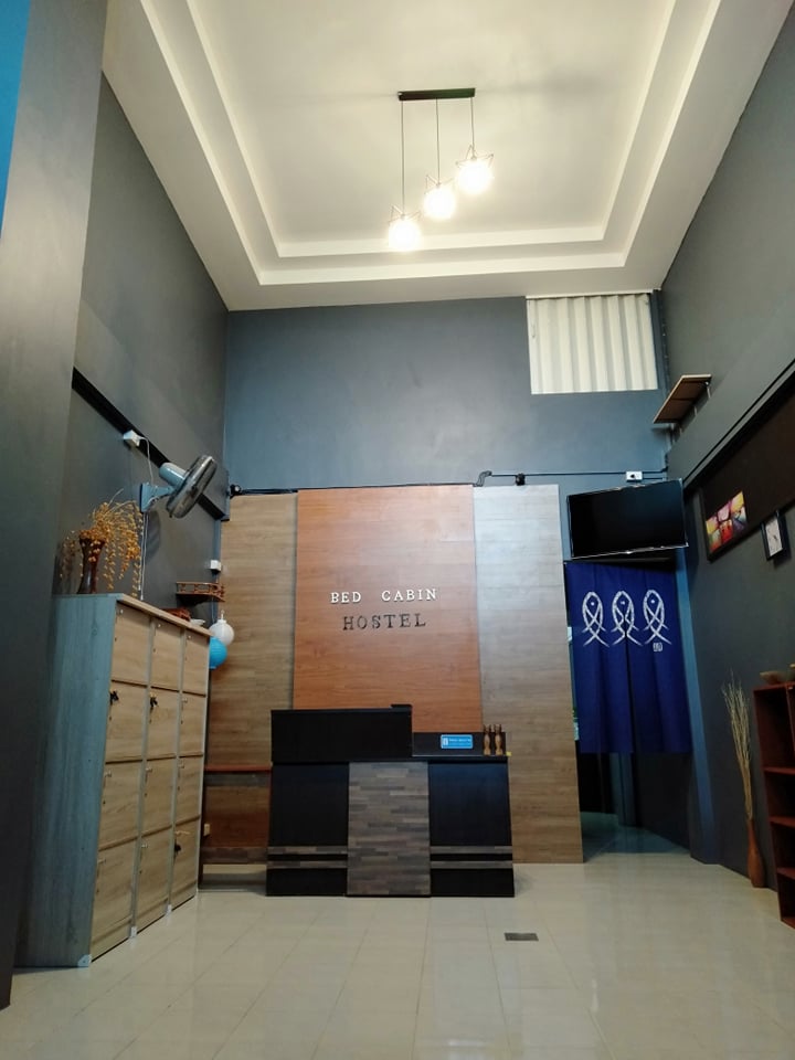 ขายโรงแรม ขายโฮสเทล 2 ชั้นครึ่ง ติดถนนใหญ่ ใกล้ ม.แม่ฟ้าหลวง ใกล้เซเว่น 6.8 ล้าน